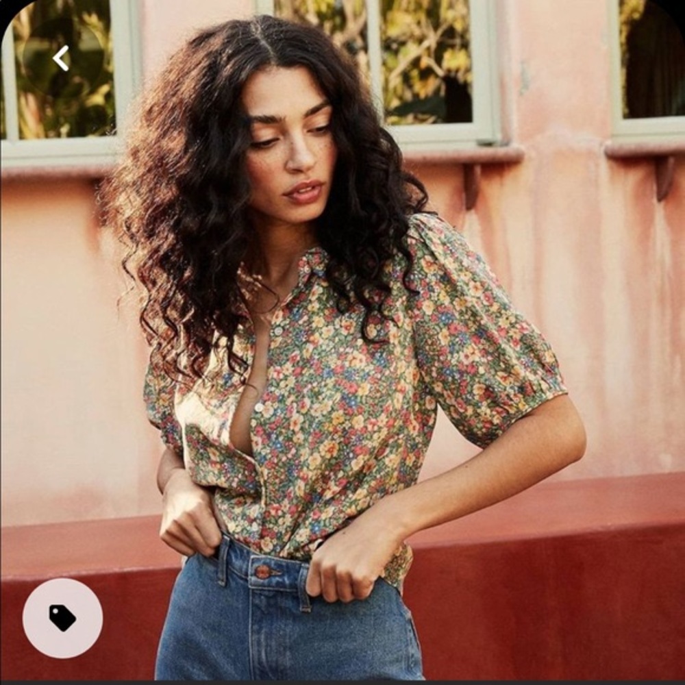 Silk Doen Bel Top Peter Pan Collar